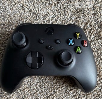 Used Xbox series X (1year memory of Alfred)