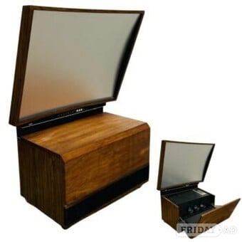 £1,000 A Mitsubishi Colour Projector TV  Quick Sale  No Offers!!