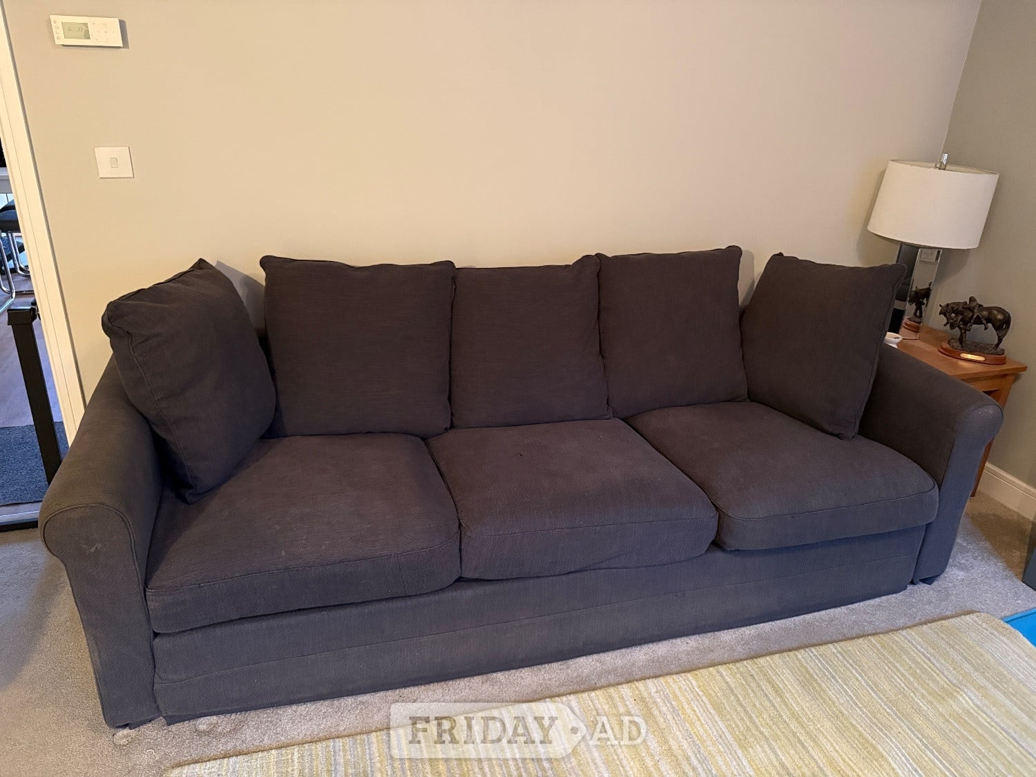 ikea 4 seater sofa  - Furniture in Crawley