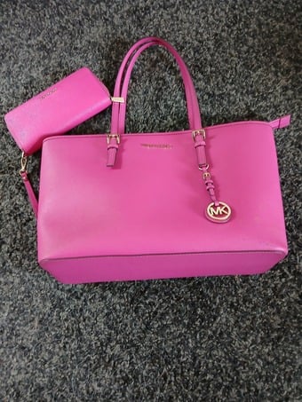 £300 mk bags purses and cath kidson purse 2 keyrings Tunbridge we