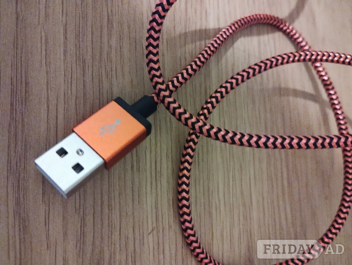 MOBILE PHONE CHARGER APPLE ETC COMPATIBILITY 