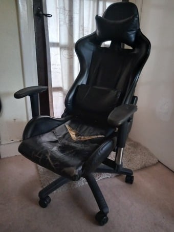 Gaming Chair -used