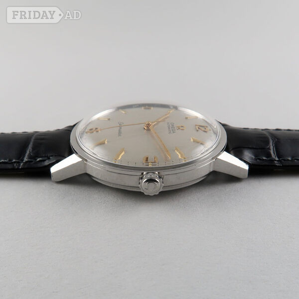 Worthing Omega Seamaster Geneve mens wristwatch. Circa 1965.