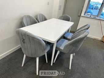 elegant deigns dinning table with 6 chairs 