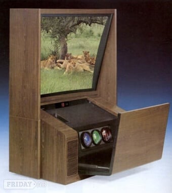 £1,000 A Mitsubishi Colour Projector TV Quick Sale  No Offers!!