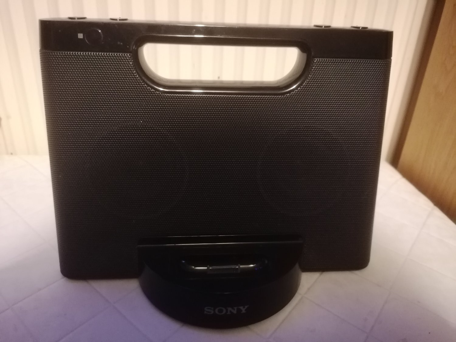 SONY RDP - M5iP personal audio docking system. 