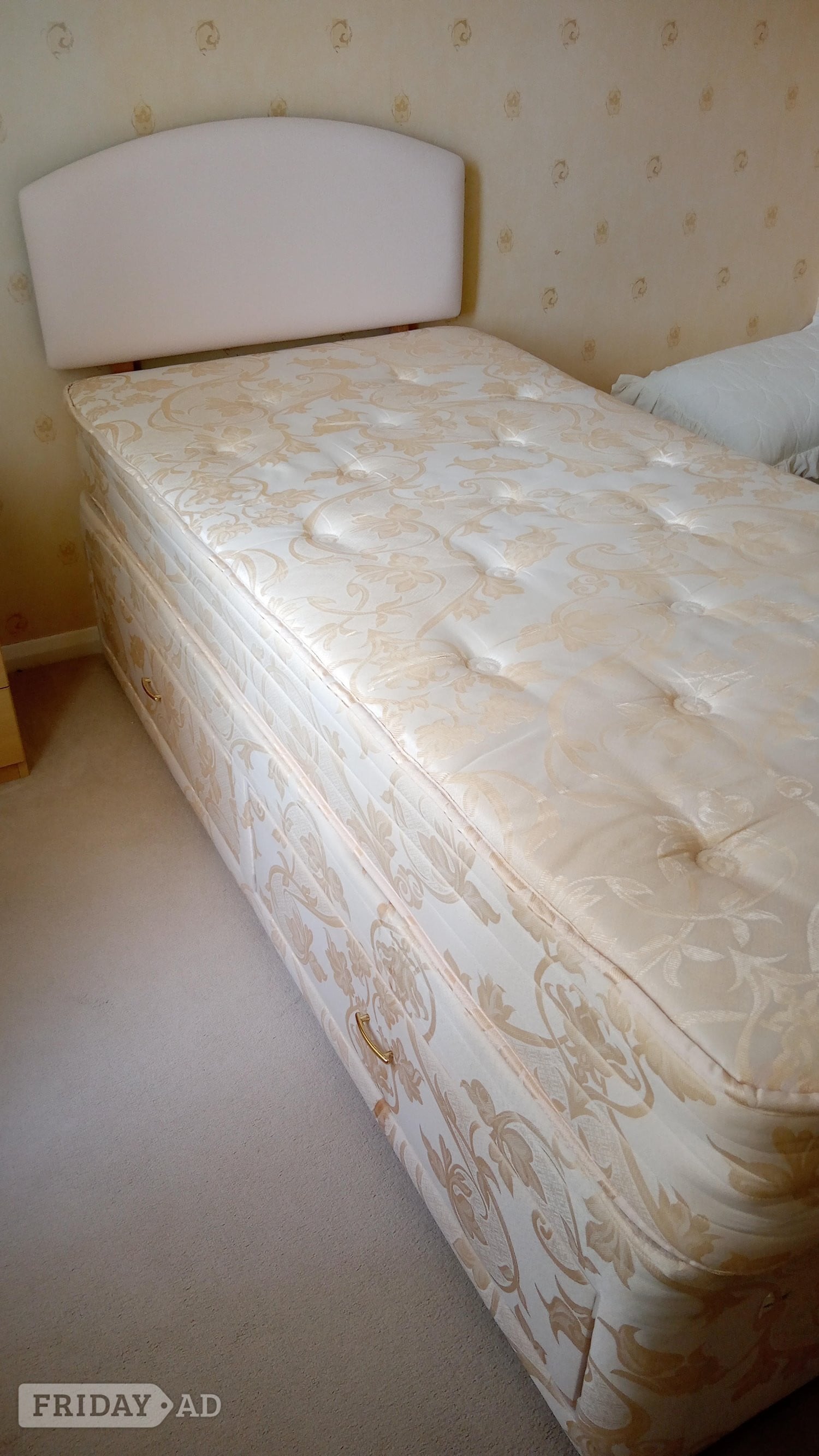 Silentnight 3ft single bed with drawers and Headboard