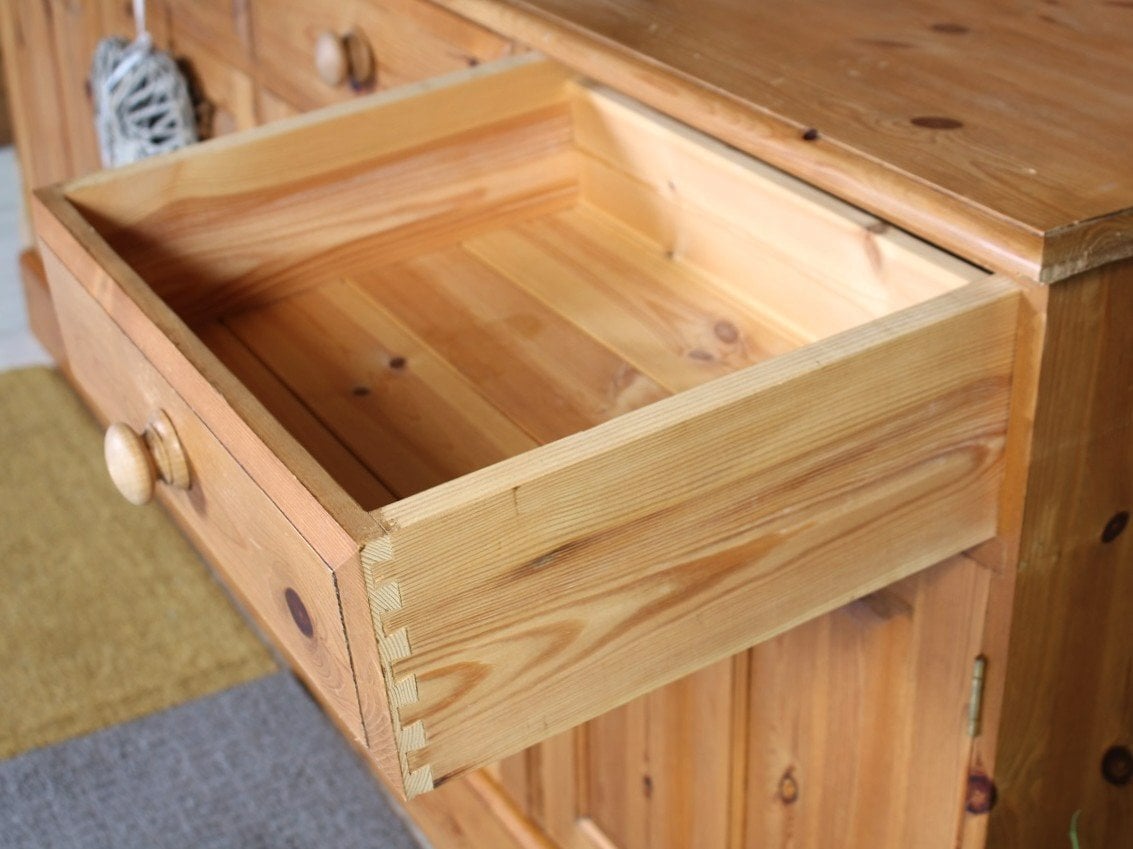 Hailsham UK Delivery - Huge Farmhouse Pine Welsh Dresser 7 Spice Drawers