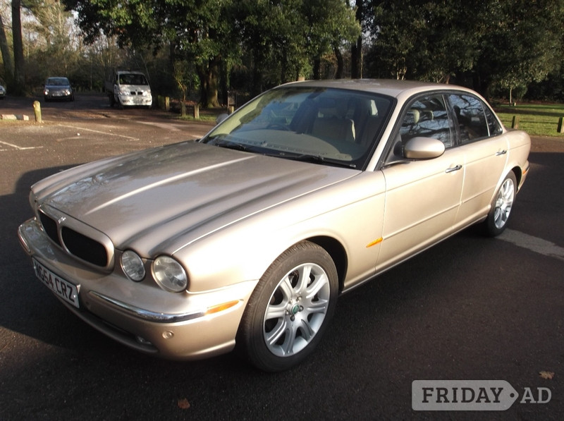 Jaguar XJ8 2004 in Southampton