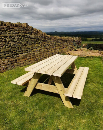 Heavy Duty Picnic Table (120cms long)