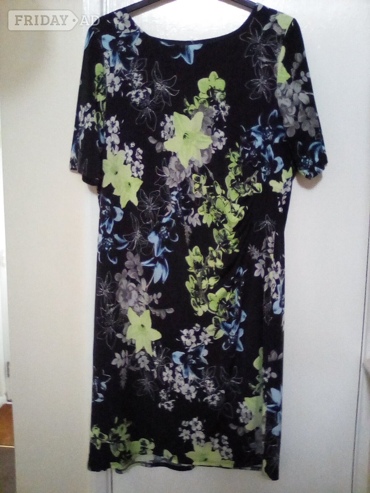 Ladies Dress by David Emanuel in Brighton