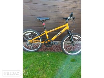 Apollo Fade child's bicycle