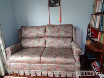 4ft settee /bed fully sprung