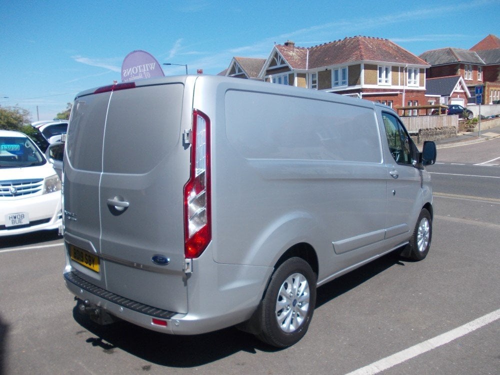 2019 FORD TRANSIT CUSTOM 300 LIMITED 2.0 TDCI 130 ECOBLUE L1 H1 - Vans & Commercial Vehicles