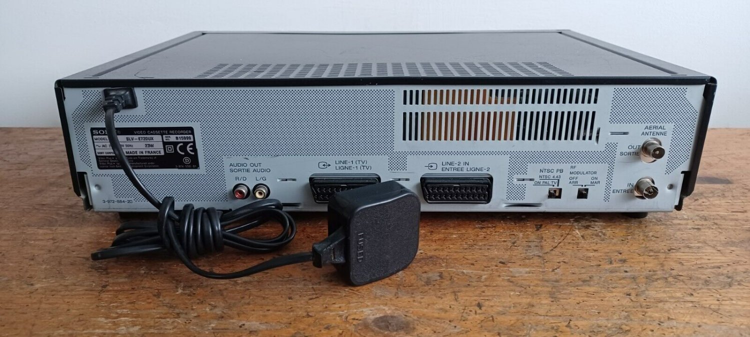 Worthing Sony VCR SLV-E 720 video recorder/player