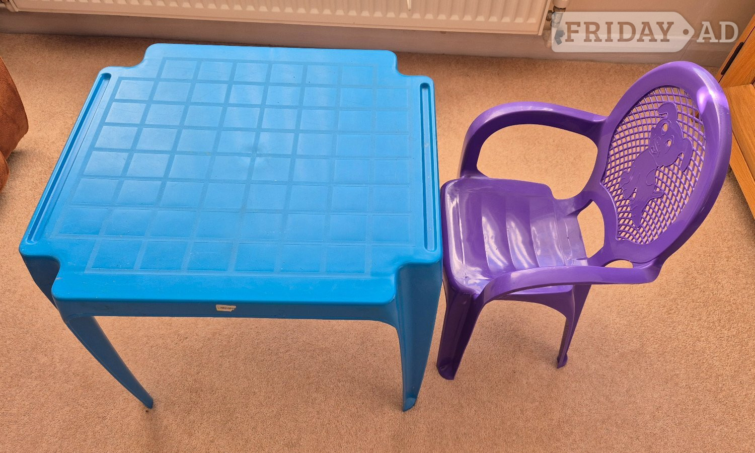 Small plastic table and chair in Horsham