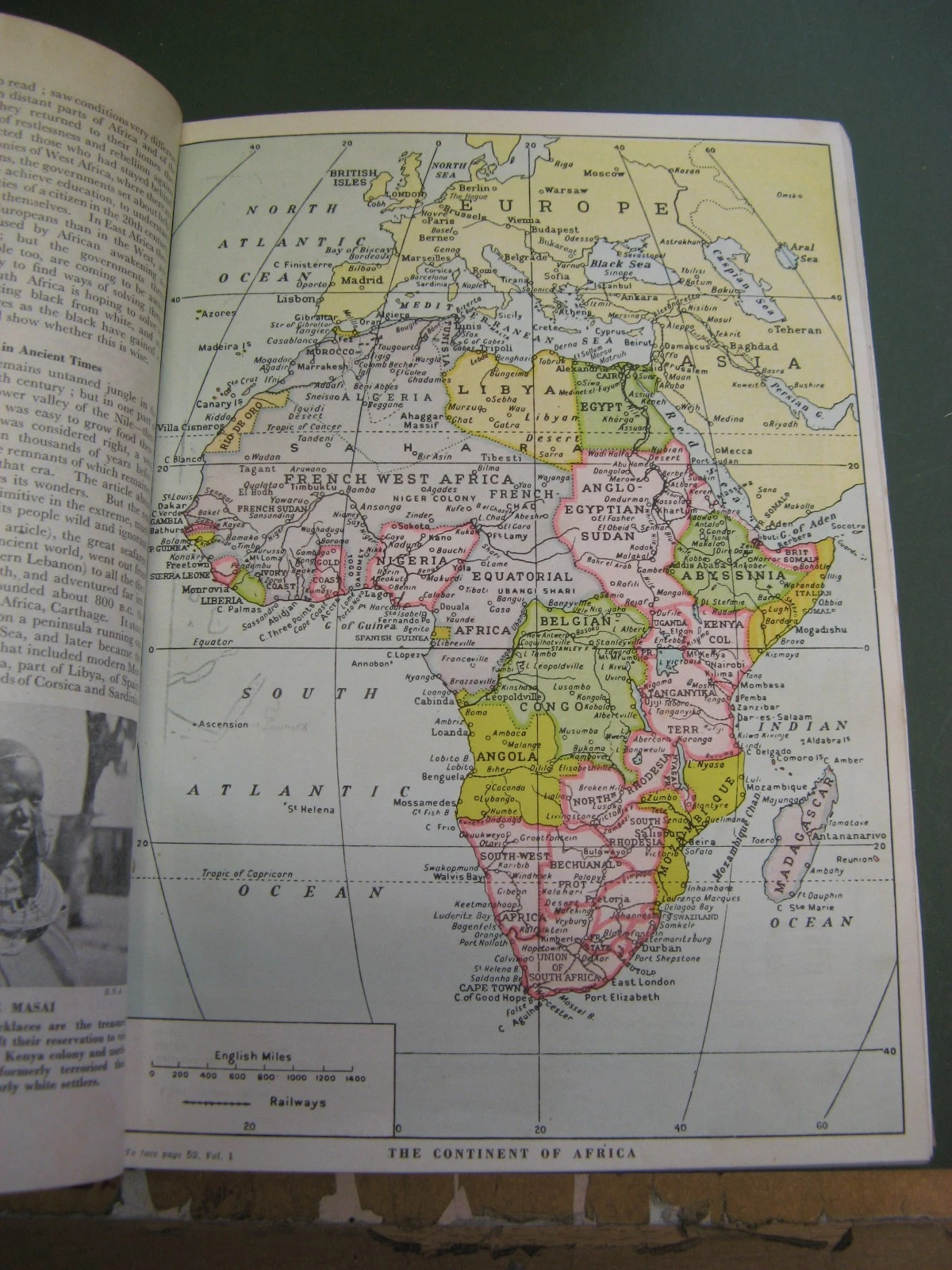 Nottingham The Book of Knowledge 1950