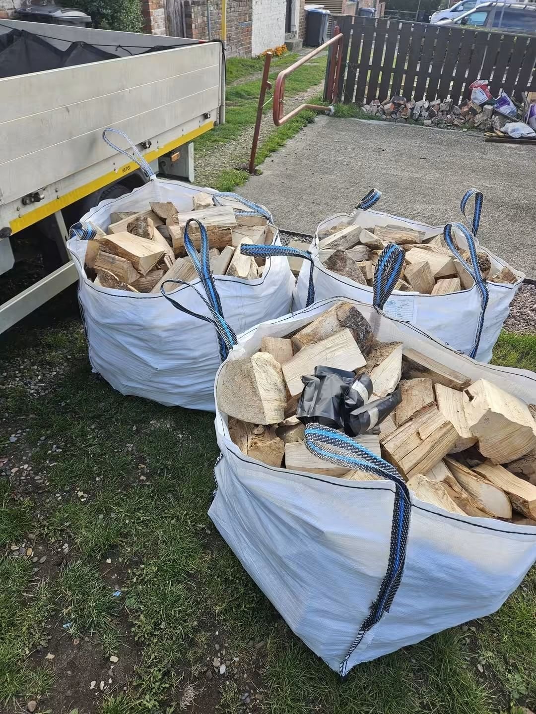 Kiln dried Hardwood and ready Burn 