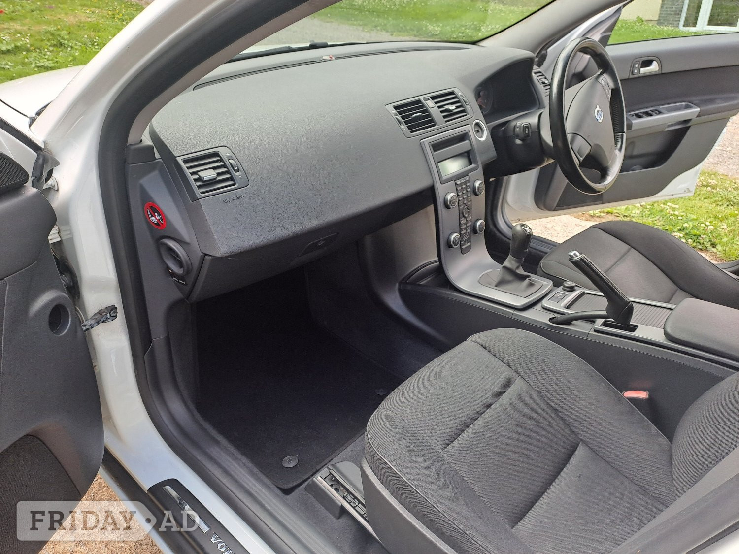 2011 Volvo V50 1.6 DRIVe Estate (Manual) 5 Doors - Cars