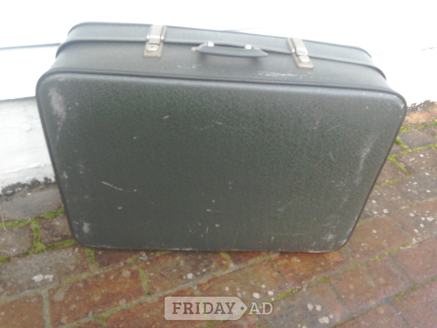 Mayfield Suitcase, old, 26" x18.5", inside good condition, scuffed outside.