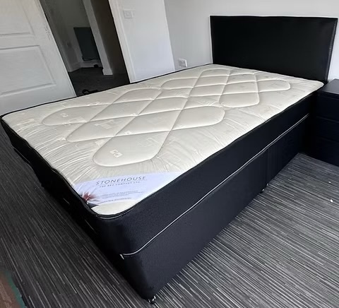 Double pinemaster mattress with divan base and Hb