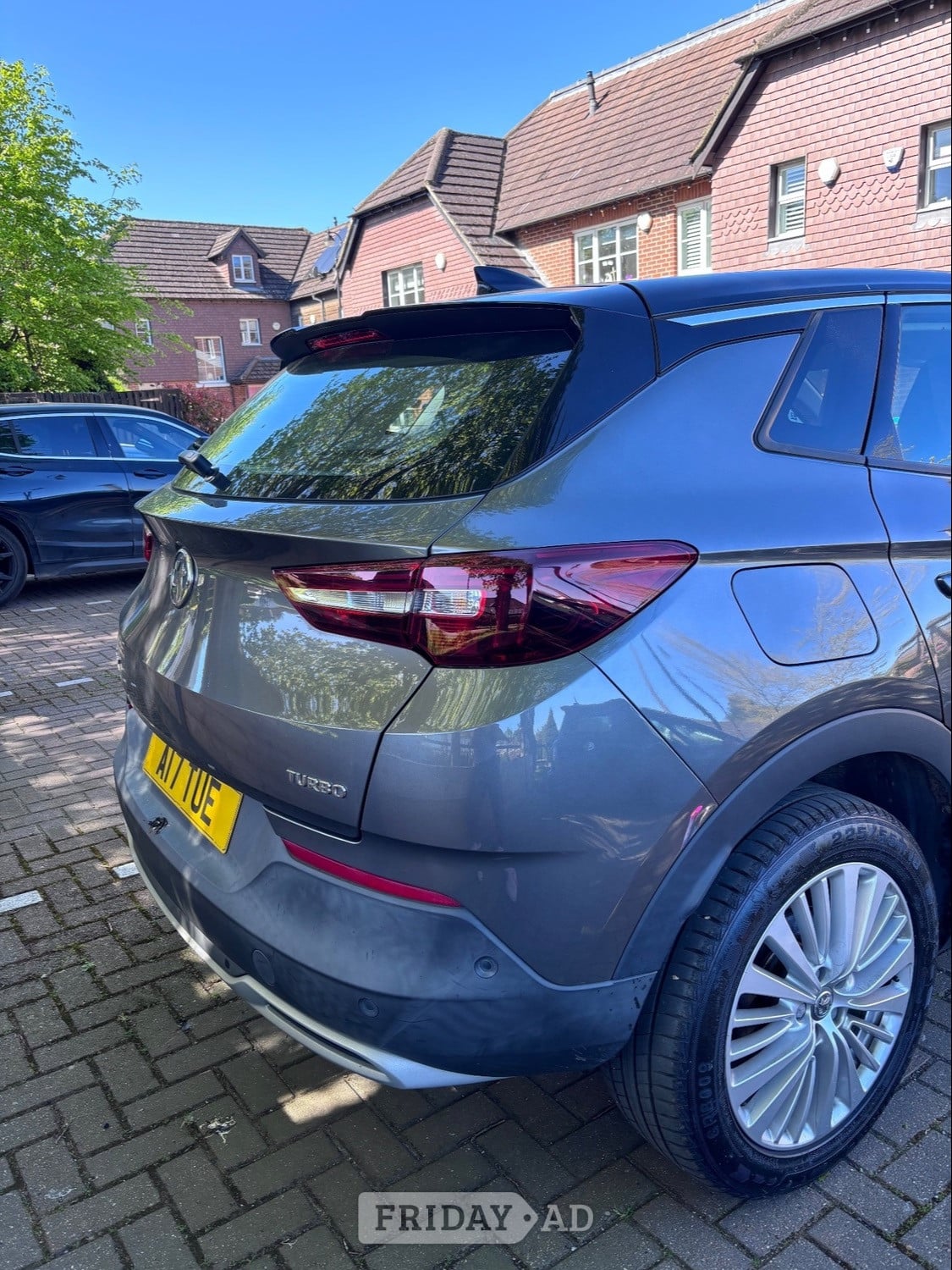 [ berth ]Vauxhall Grandland X