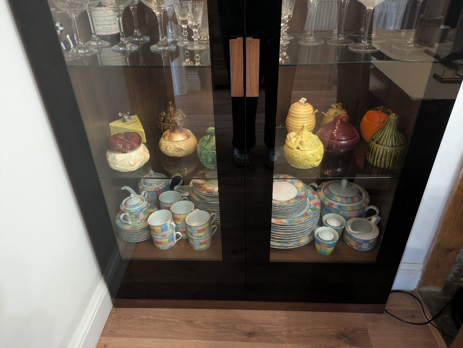 Farnborough ZONE 2-Door Illuminated Display Cabinet - £50