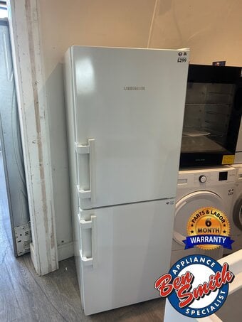 LIEBHERR 50/50 FRIDGE FREEZER