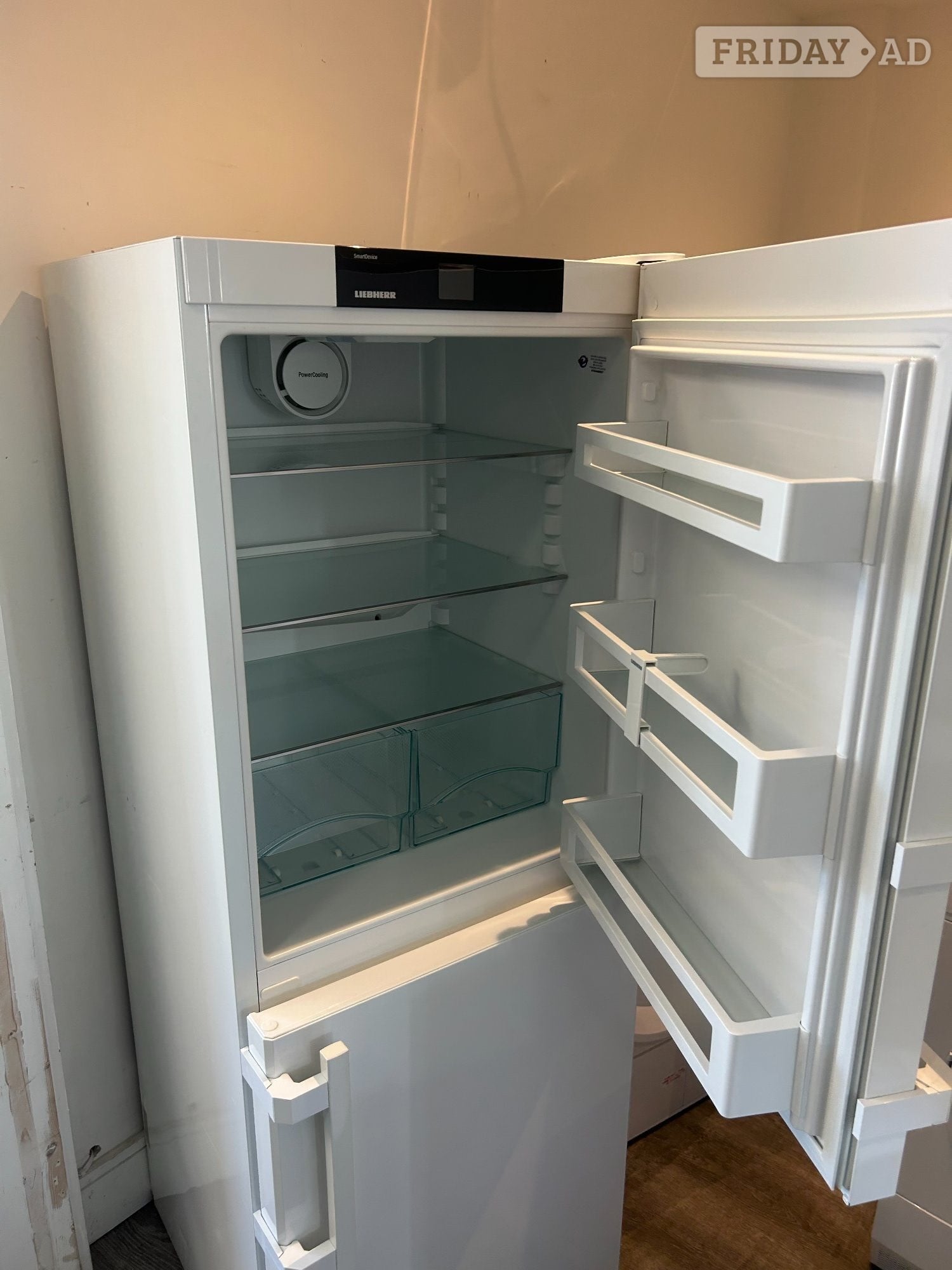 LIEBHERR 50/50 FRIDGE FREEZER