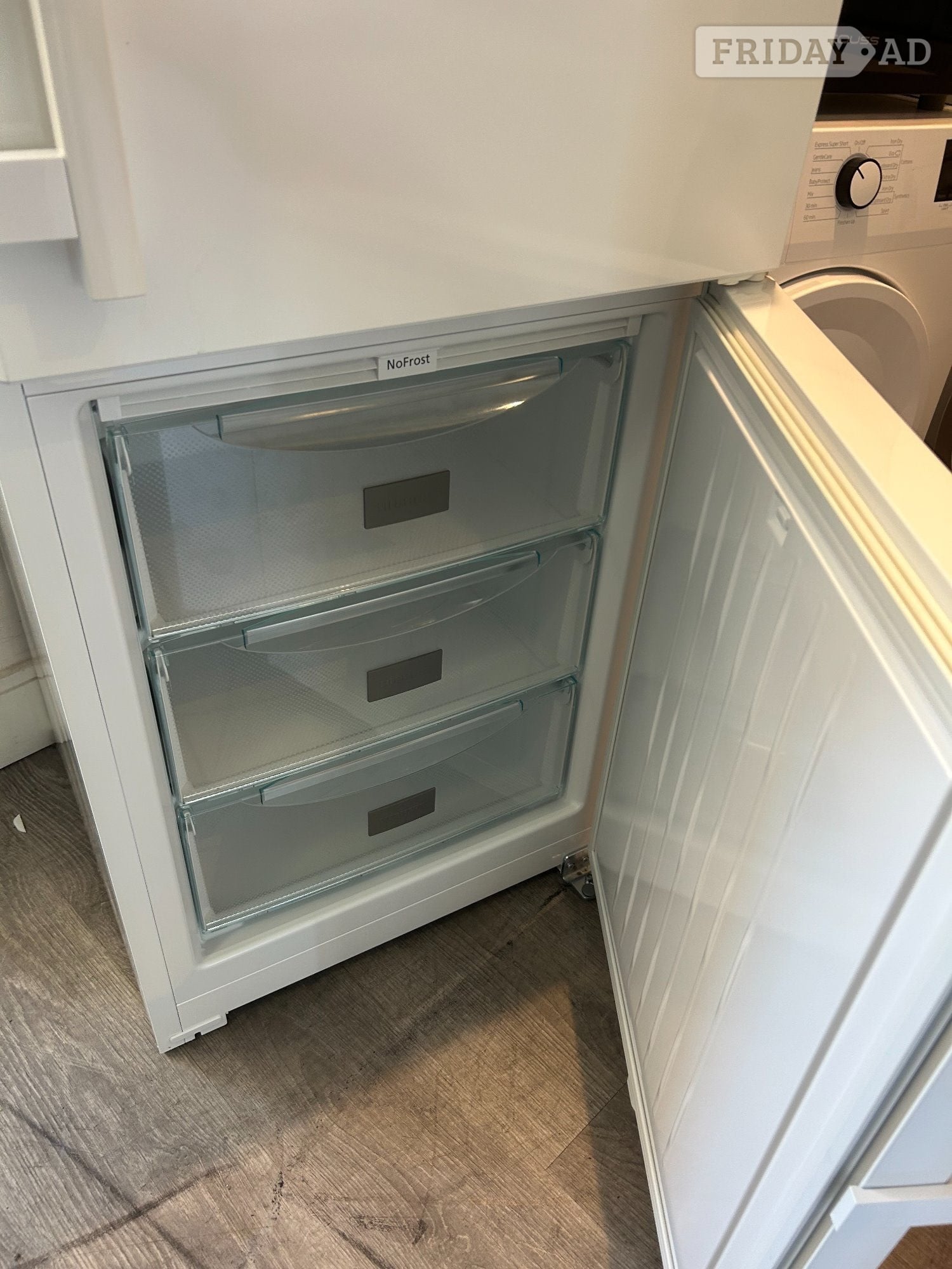 LIEBHERR 50/50 FRIDGE FREEZER - Home Appliances in St. Leonards-On-Sea
