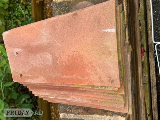 Hove Marley Redland Vertical Hanging Bay Corner Clay Roof Tiles