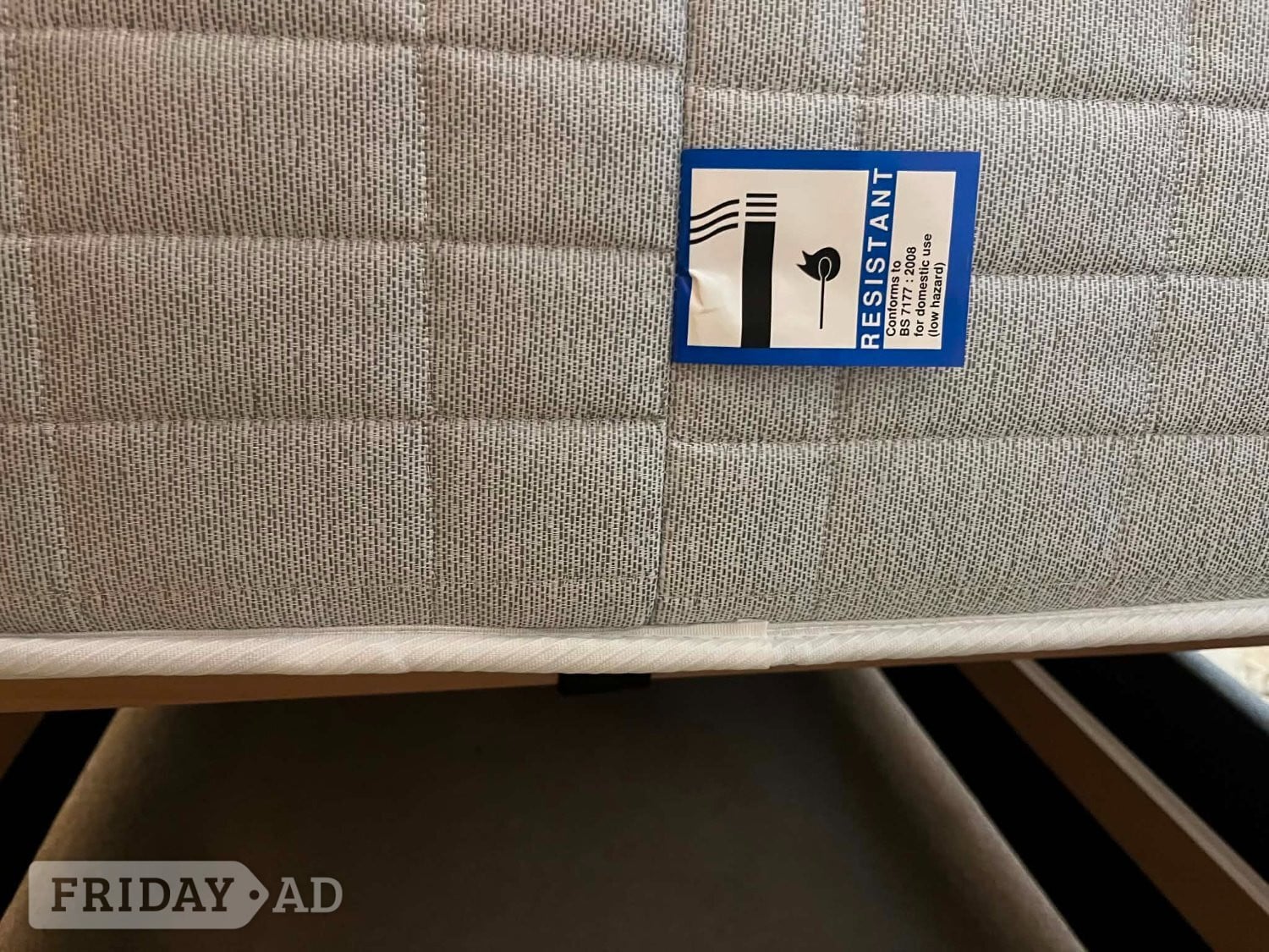 Single electric adjustable bed