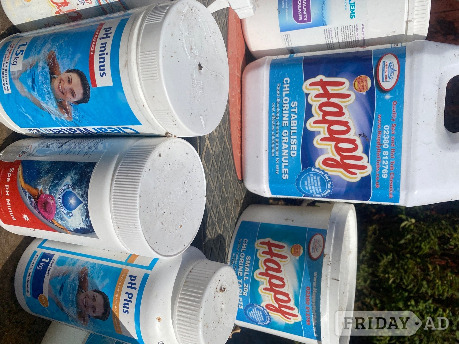 Hot tub chemicals bundle - Garden in Stamford
