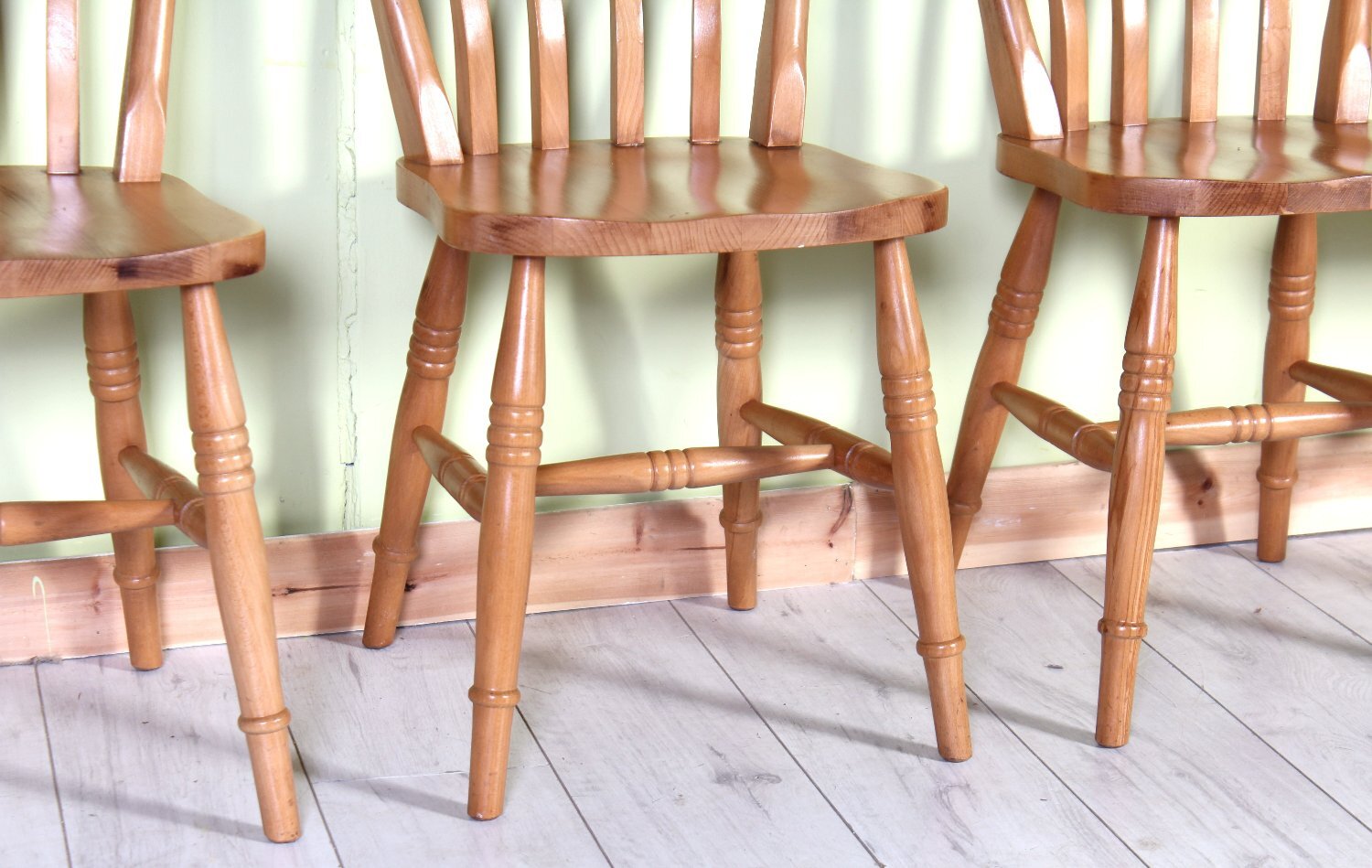 Delivery Options - Solid Beech Traditional Farmhouse Slat Back Ki - Furniture in Hailsham