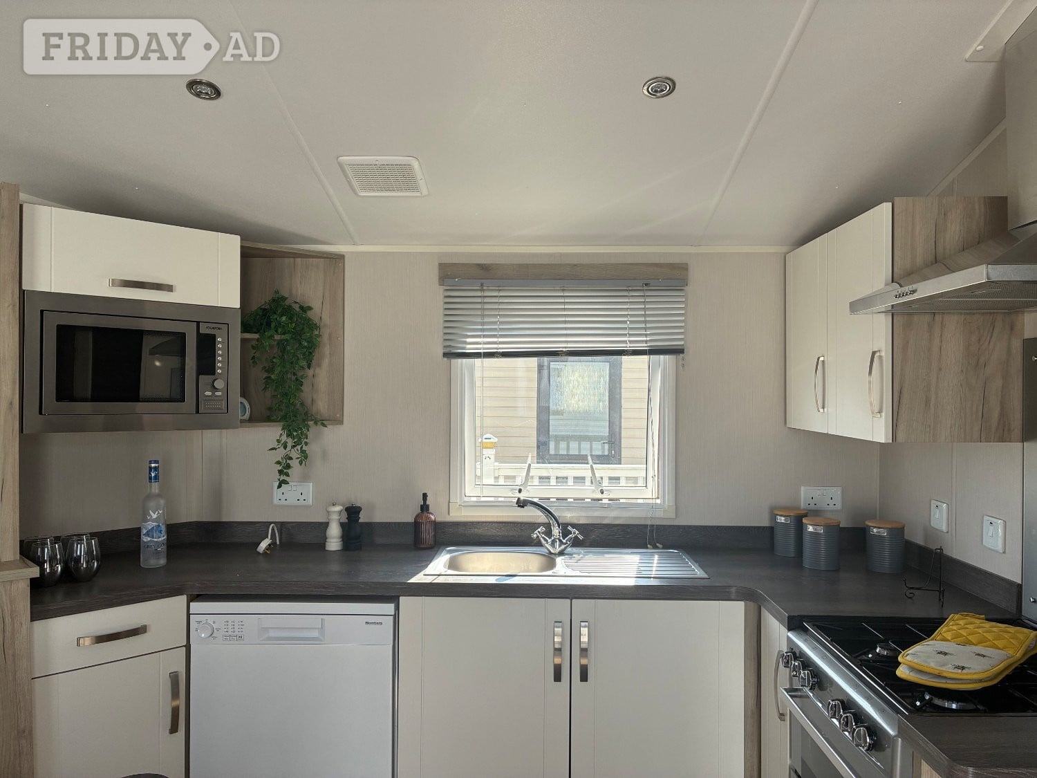 [ berth ]Willerby Granada