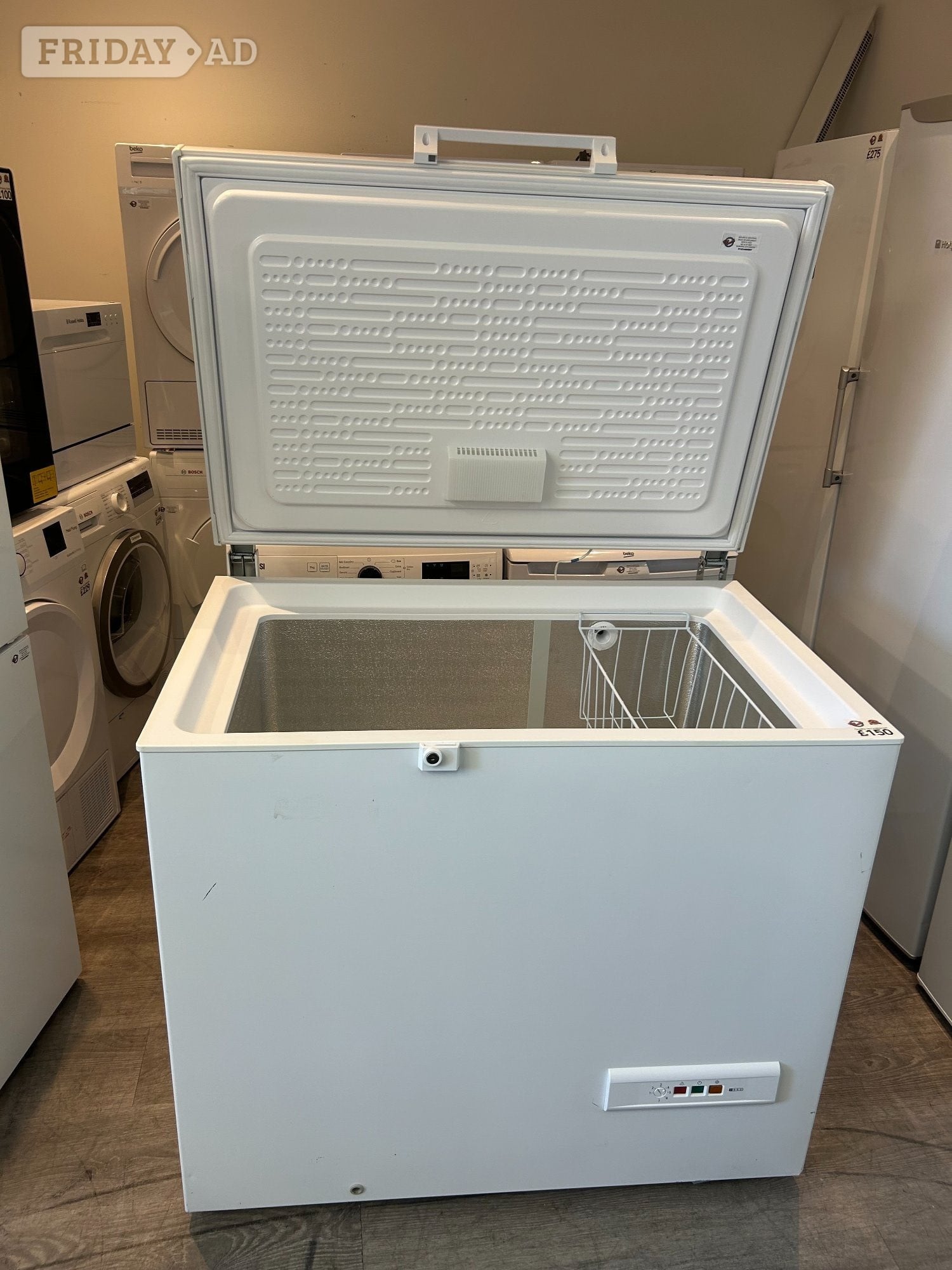 HOTPOINT CHEST FREEZER - Home Appliances in St. Leonards-On-Sea
