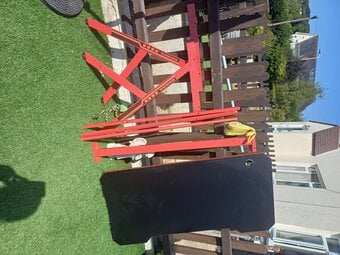 Gaming table/desk black and red