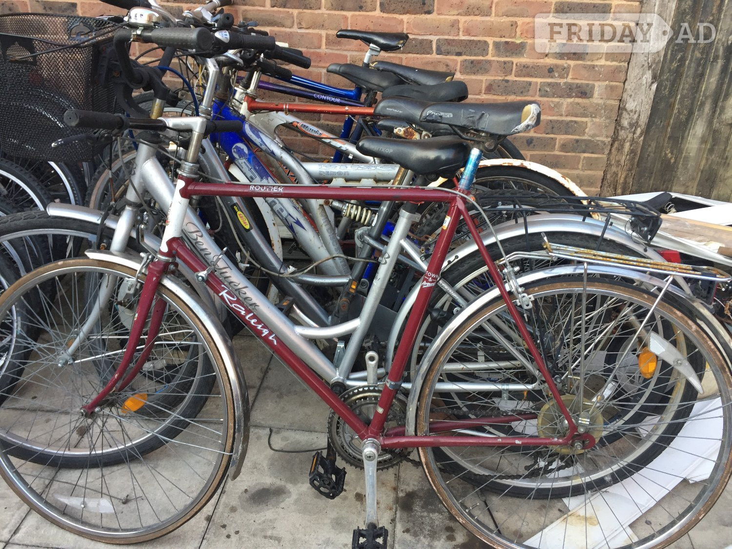 elec bike se166qe mix of the speed of a road racer fixie bike and in London