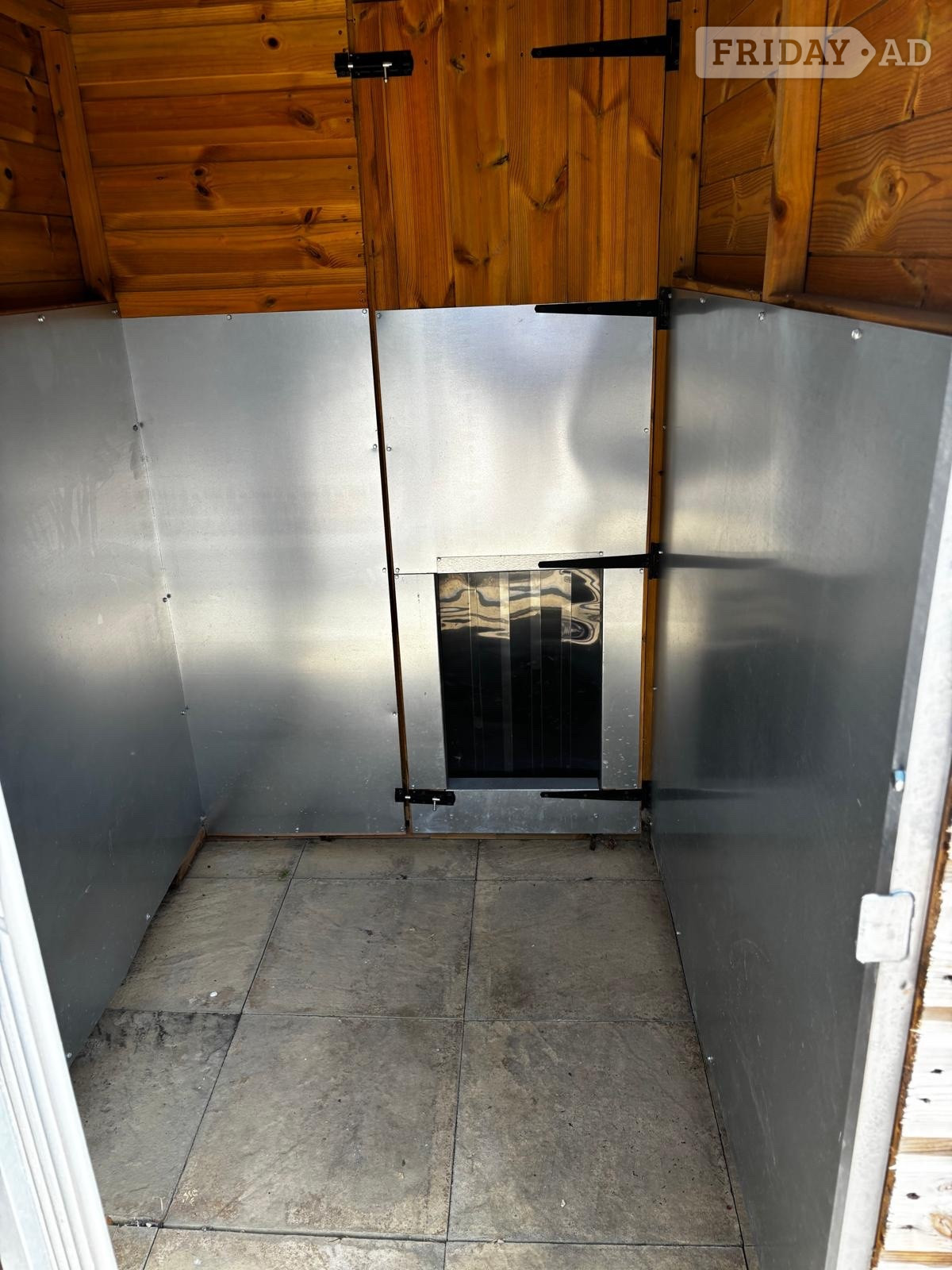Dog kennel 8x8 - Garden in Peterborough