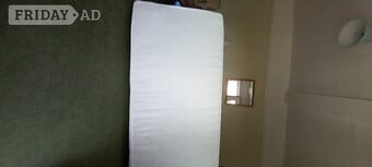 2 children's single mattresses