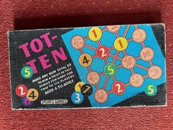 Rare Vintage 1970s Tot-Ten Spear's Board Game 