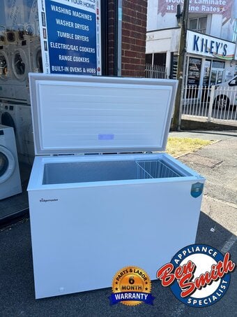FRIDGEMASTER CHEST FREEZER