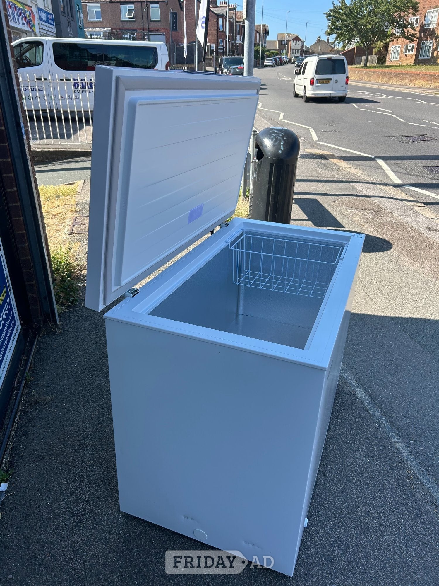 FRIDGEMASTER CHEST FREEZER