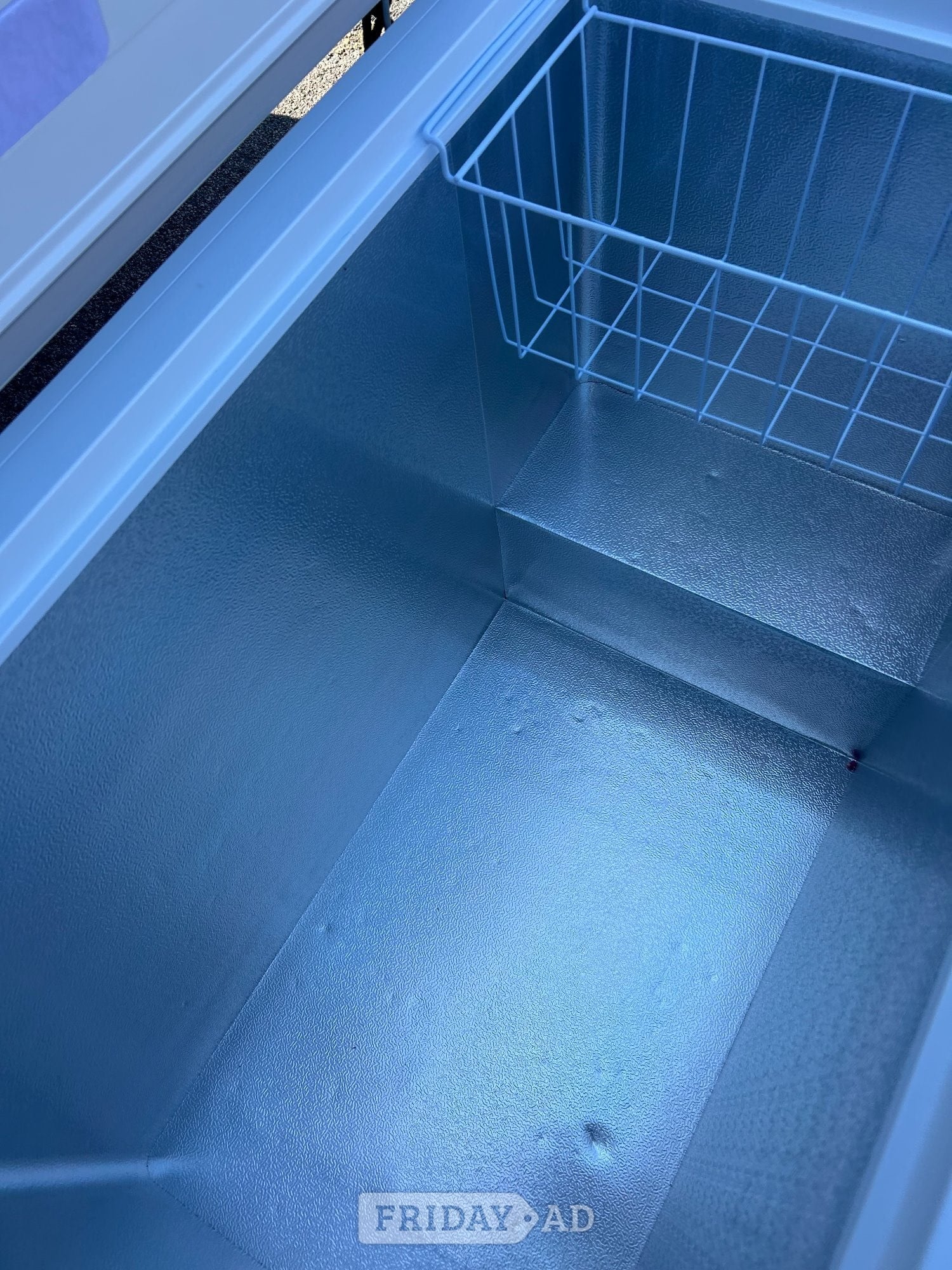 FRIDGEMASTER CHEST FREEZER - Home Appliances in St. Leonards-On-Sea