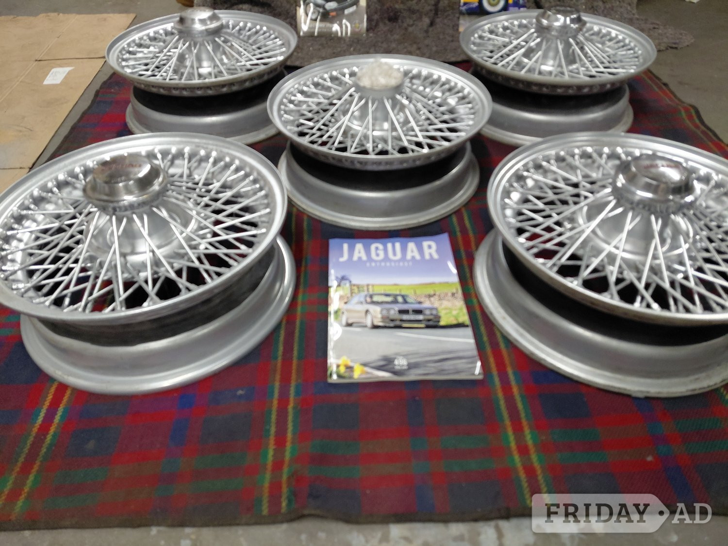 JAGUAR LOVELY SET OF FIVE ORIGINAL WIRE WHEELS WITH SPINNERS  - Parts & Accessories