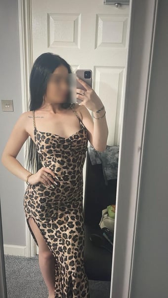Enjoy 21-year-old sexy Carmen for some fun and action tonight in Sussex!