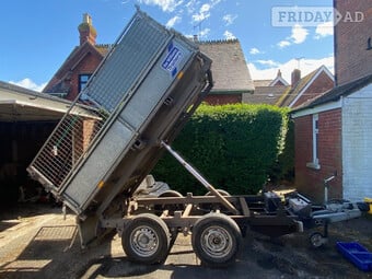Electric Tipper Trailer 8'x5' with caged sides  modified tail gat