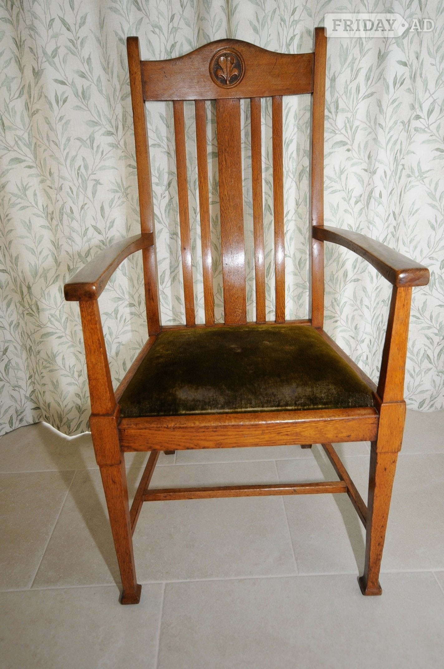 ARTS & CRAFTS OAK DINING CHAIRS. FOUR SINGLE ONE CARVER. ANTIQUE