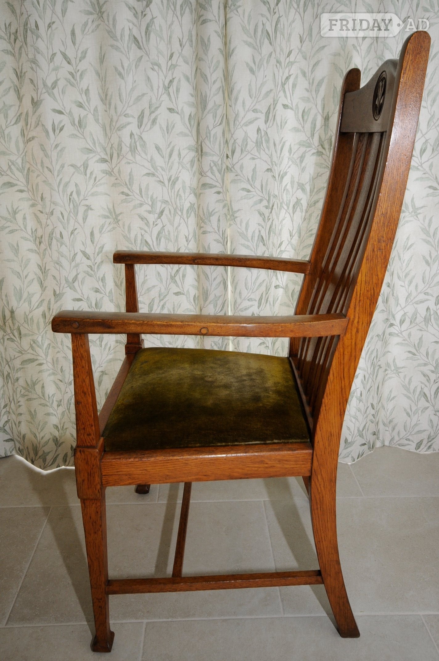 Hartley Wintney ARTS & CRAFTS OAK DINING CHAIRS. FOUR SINGLE ONE CARVER. ANTIQUE