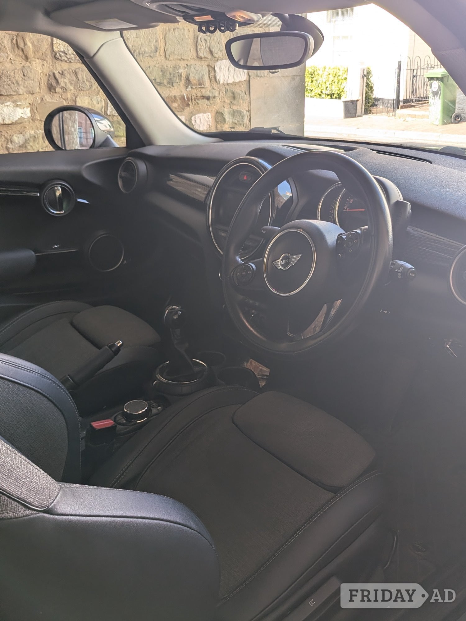 [ berth ]Mini Hatch
